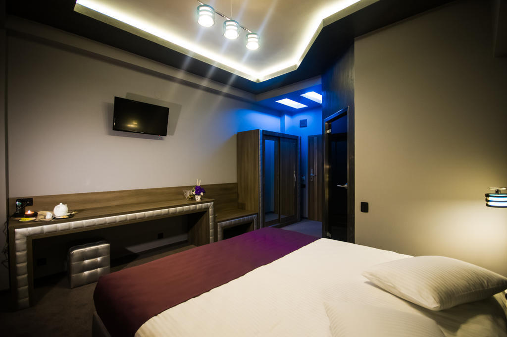 Hotel Aqua Târgu Jiu Quarto foto